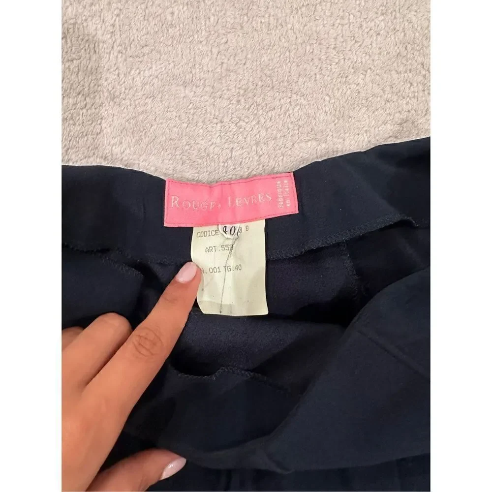 Women’s size 40 Europe skirt navy blue with bows rouge a levres brand